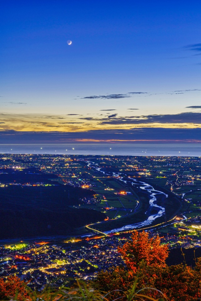 手取川扇状地の夜景