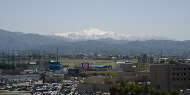 交流センターからの白山