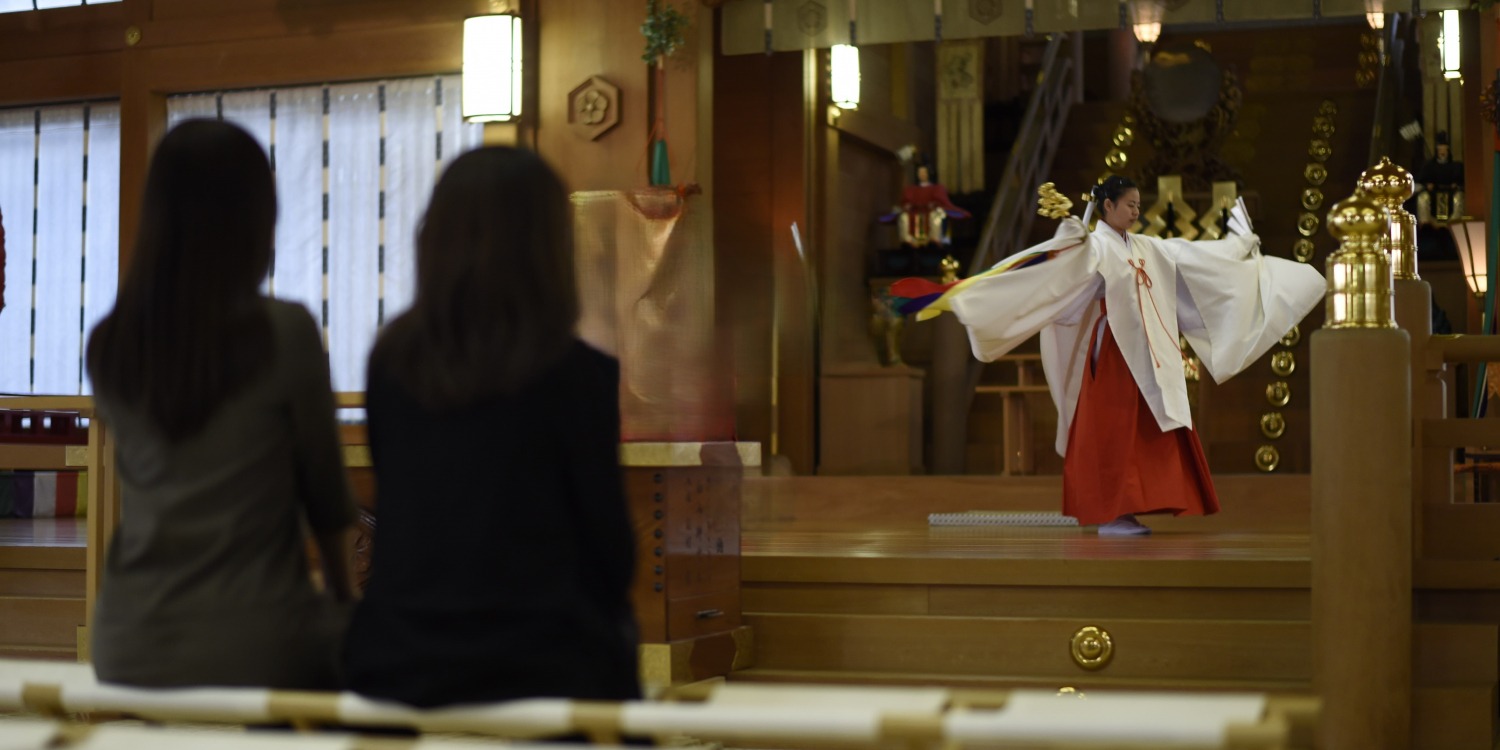団体向け観光素材①<ガイド付き昇殿参拝>