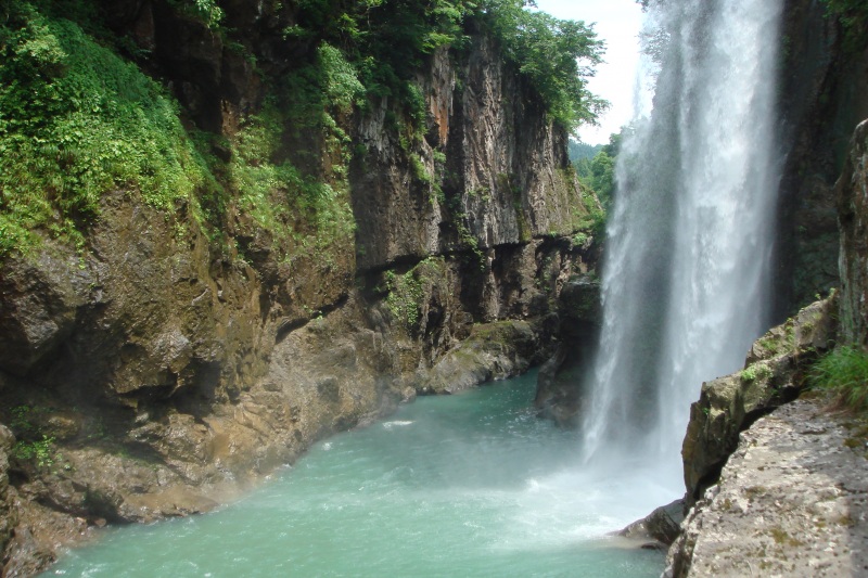 手取峡谷 綿ヶ滝