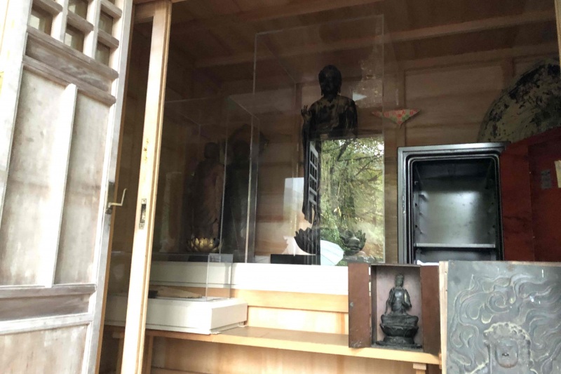 密かに守ってきた白山下山仏