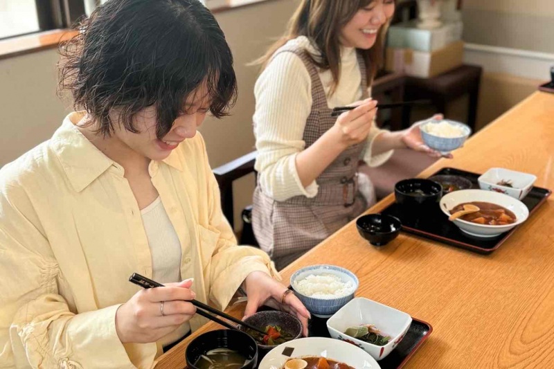 昼食はジビエ