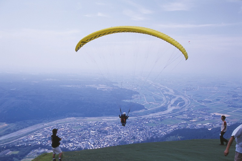 パラグライダーの聖地 獅子吼高原