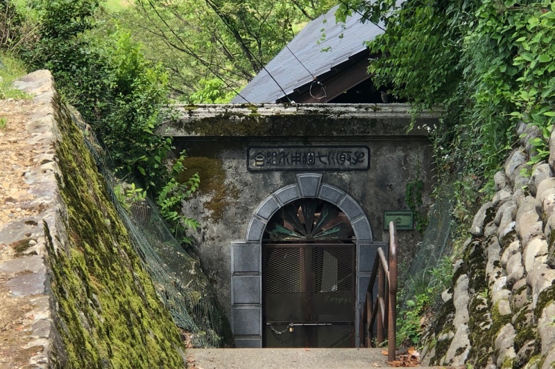 Entrance to the big water gate　大水門への入り口