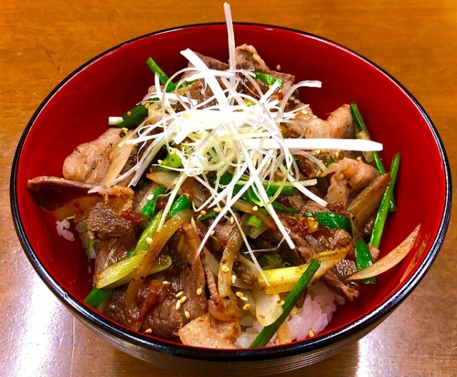 イノシシ丼