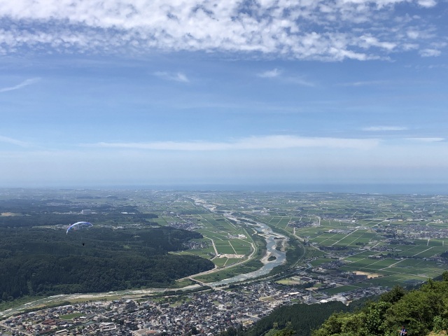 手取川扇状地が一望できる「獅子吼高原」
